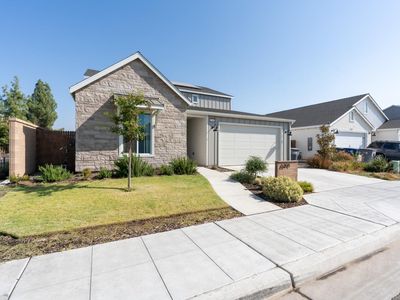 6394 E Ramona Way, Fresno, CA, 93727