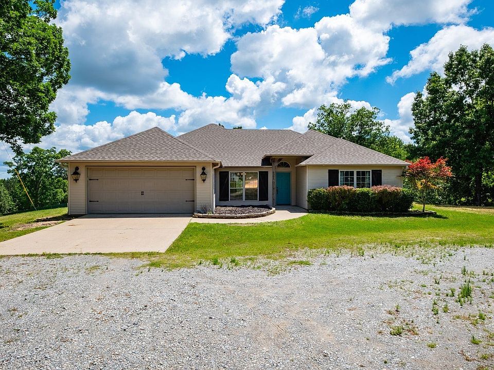 1st image of 4951 Dixie Ln