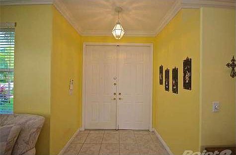 4th image of 16814 SW 49th Ct