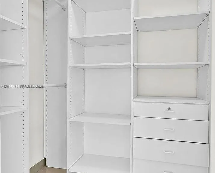 16453 NE 33rd Ave — Photo 13