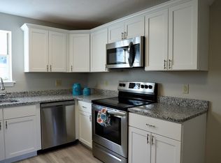 1 Amesbury St APT E, Worcester, MA 01605