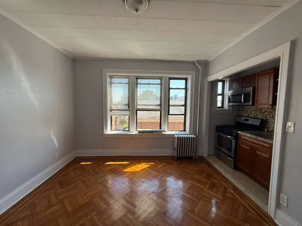 22 W 33rd St #27E, Bayonne, NJ 07002
