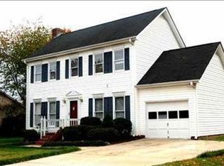 104 Lomond Ln, Greenville, SC 29607