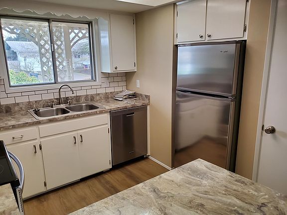 New Refrigerator and Dishwasher