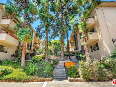 6744 Hillpark Dr APT 308, Los Angeles, CA, 90068