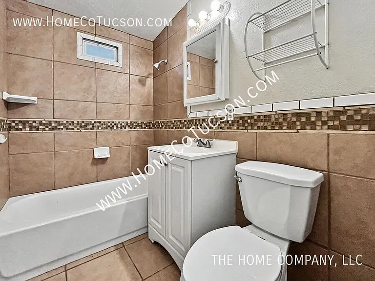 118 W 5th Ave — Photo 18