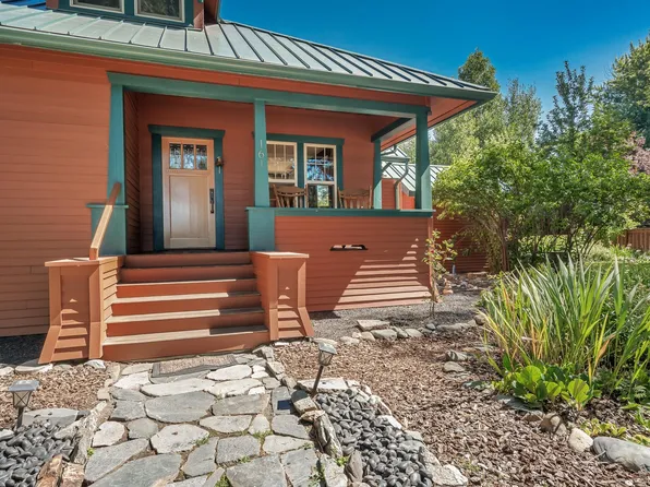161 Carlock St, Fort Jones, CA 96032