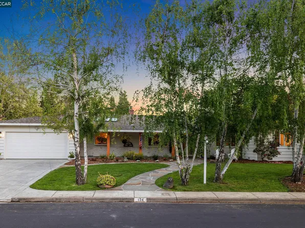 124 Hardie Dr, Moraga, CA 94556