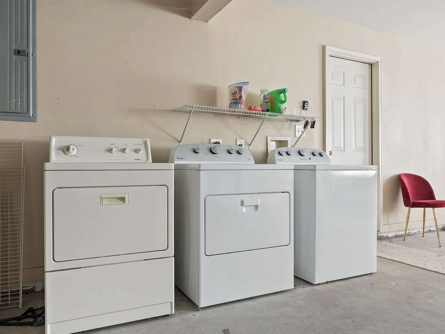 1 bed, 900 sqft, $2,500 — Photo 3