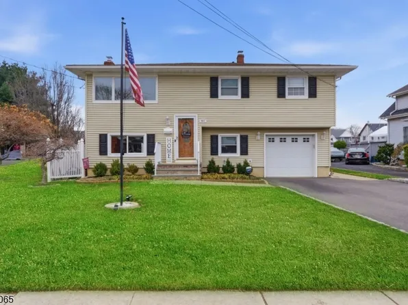 421 Stout Ave, Scotch Plains Twp., NJ 07076