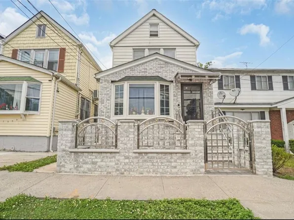 107-63 Watson Place, New York (Manhattan) 11433