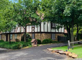 6960 S Columbia Ave, Tulsa, OK 74136