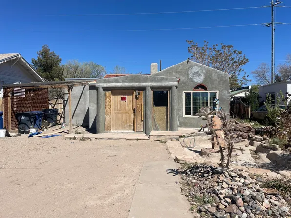 222 Girard Blvd SE, Albuquerque, NM 87106