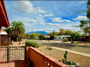 186 E Los Arcos, Green Valley, AZ 85614