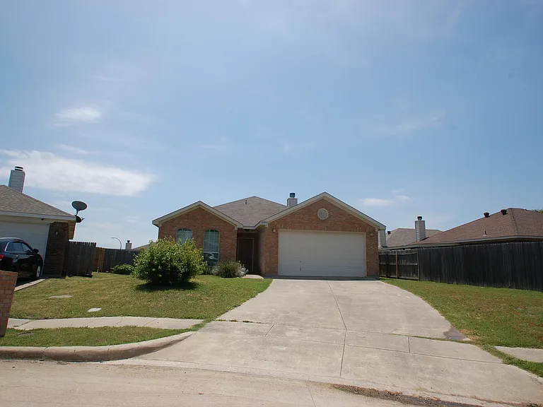10509 Dry Valley Ct — Photo 1