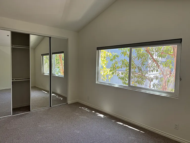 2233 Fairview Rd #S — Photo 17