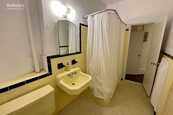 Rented by Sotheby's International Realty | media 5