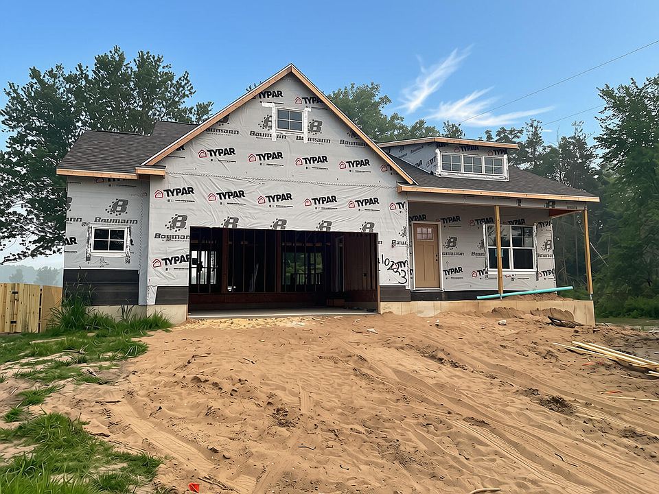 1st image of 10223 Perry St