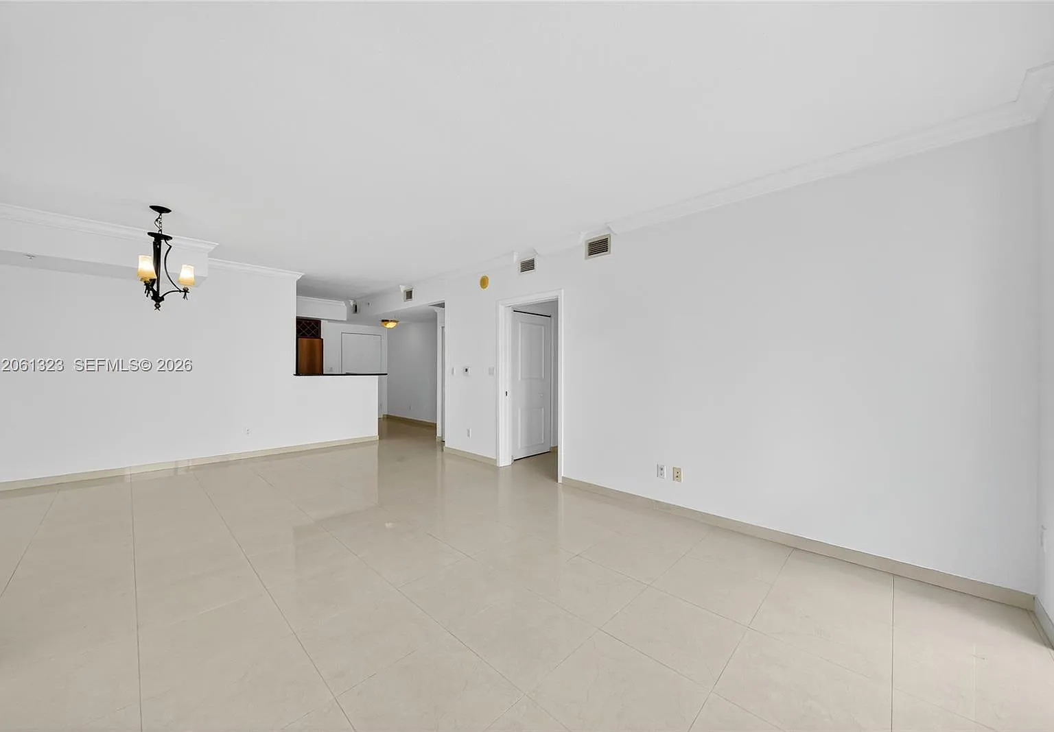 2 bed, 1227 sqft, $4,000 — Photo 2