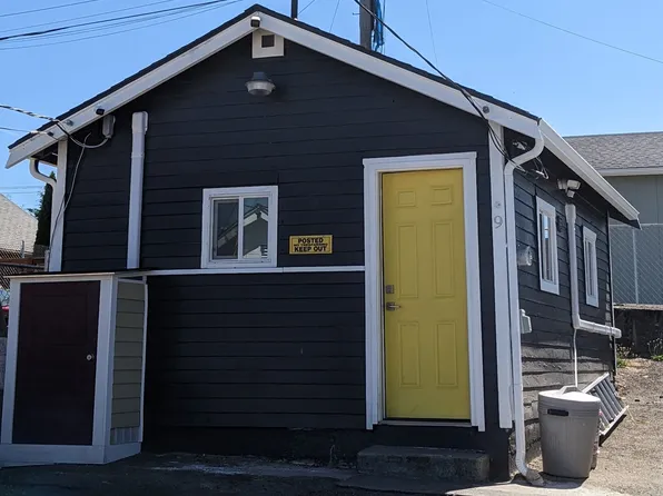 827 10th St, Bremerton, WA