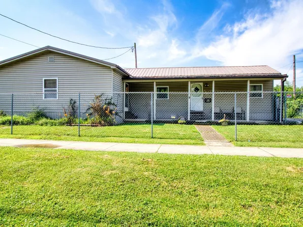 515 E 2nd St, Manchester, OH 45144