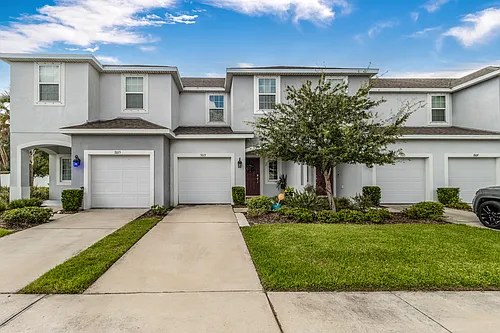 7013 Summer Holly Pl Photo 1