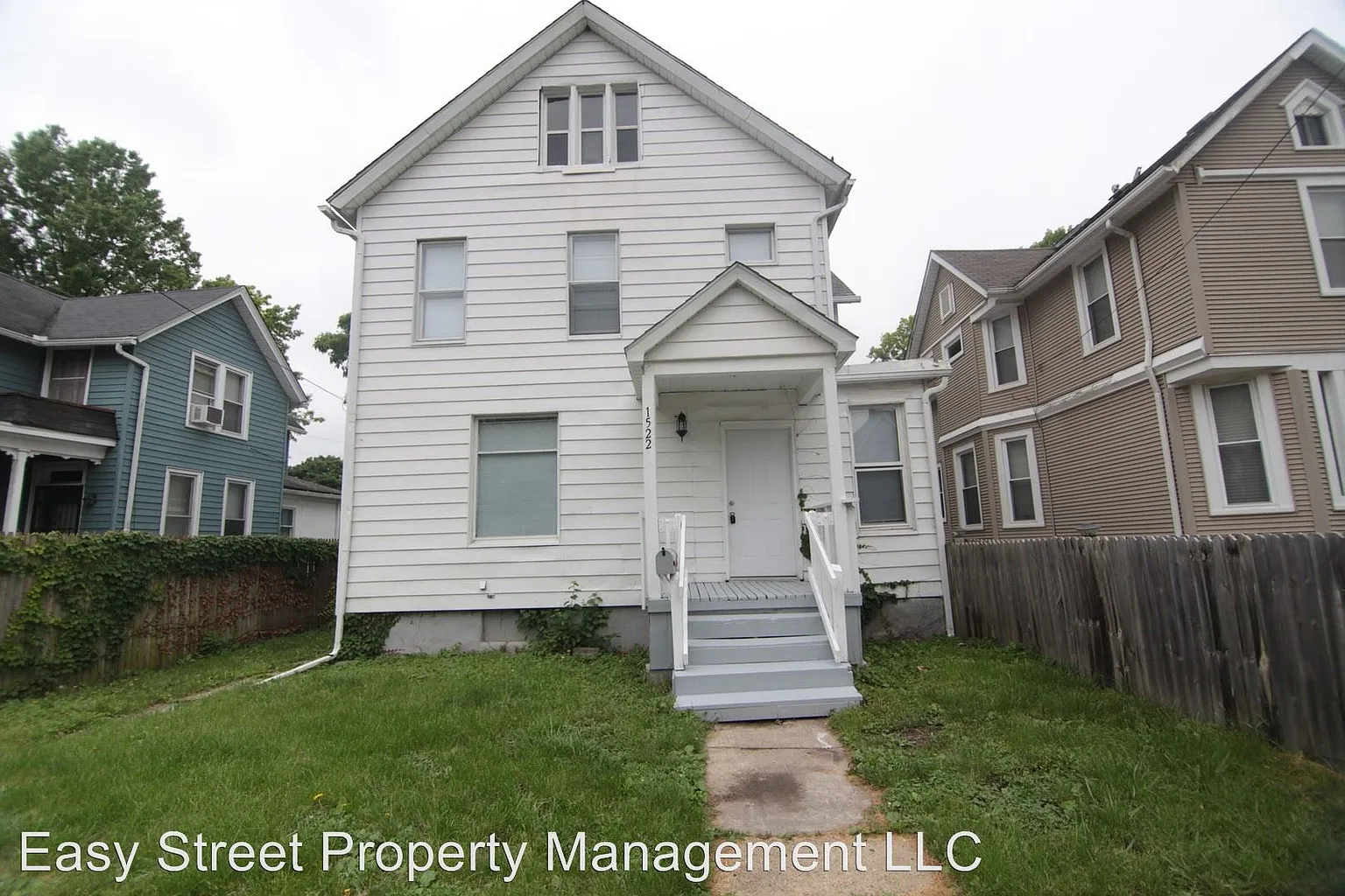 1522 Gaines St photo 1