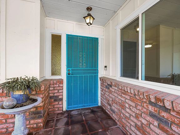 5th image of 741 Rossiter Ln