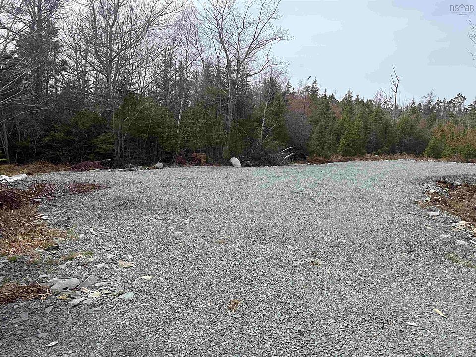 2nd image of 557 Three Fathom Harbour Rd