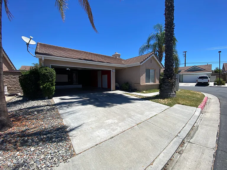 2100 Glenwood Ave — Photo 12