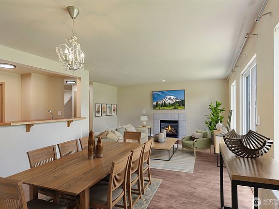 5th image of 11019 185th Avenue E