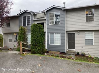 1005 Crestview Ln APT D, Mount Vernon, WA 98273