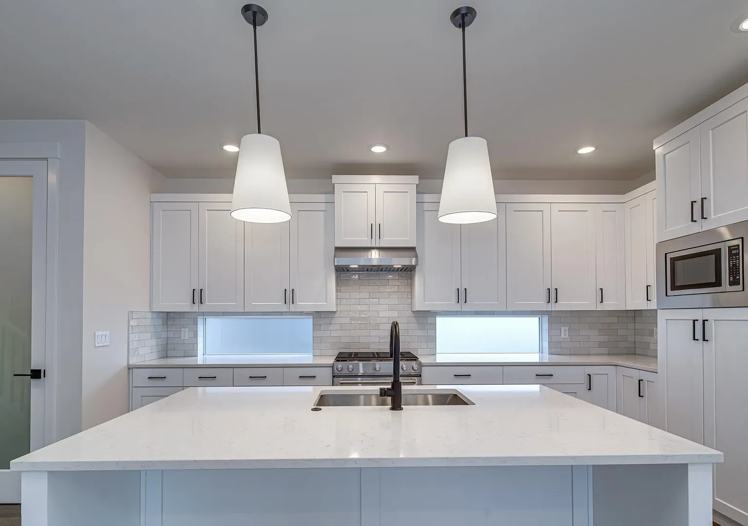 Spacious Westside Home with Loft and Upgraded Backyard! — Photo 3