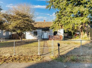 6614 S Prospect St, Tacoma, WA 98409