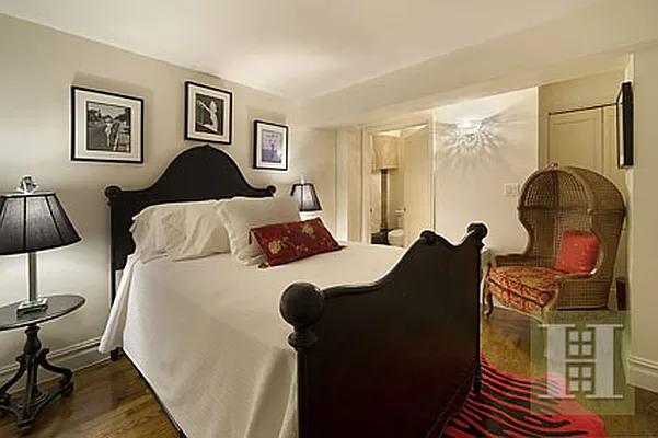 Sold by Halstead Real Estate | media 8