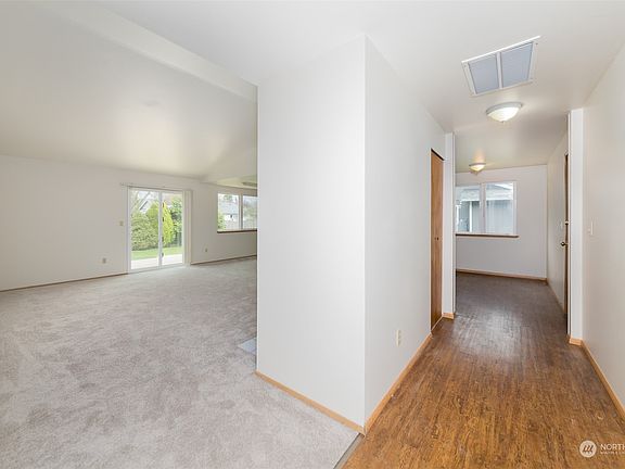 5th image of 1026 Vera Ct