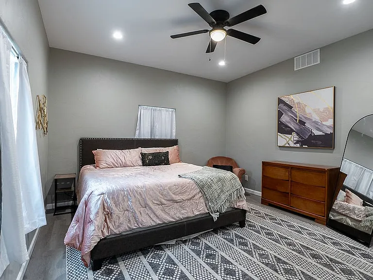 347 SW Jewell Ave — Photo 8