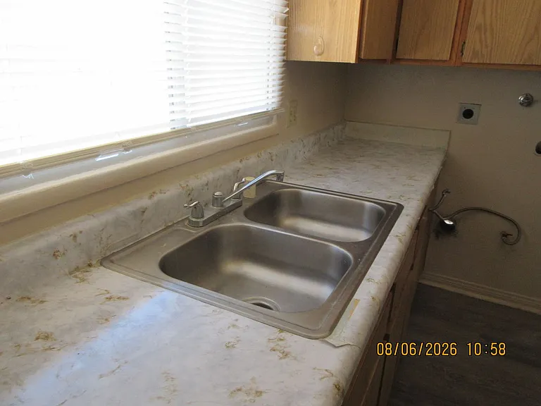 437 Oasis Dr — Photo 13