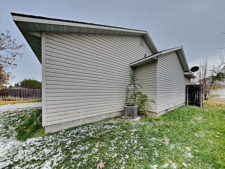 1904 W Havenwood Ave — Photo 21