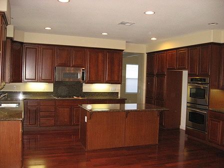 3rd image of 32800 Northshire Cir
