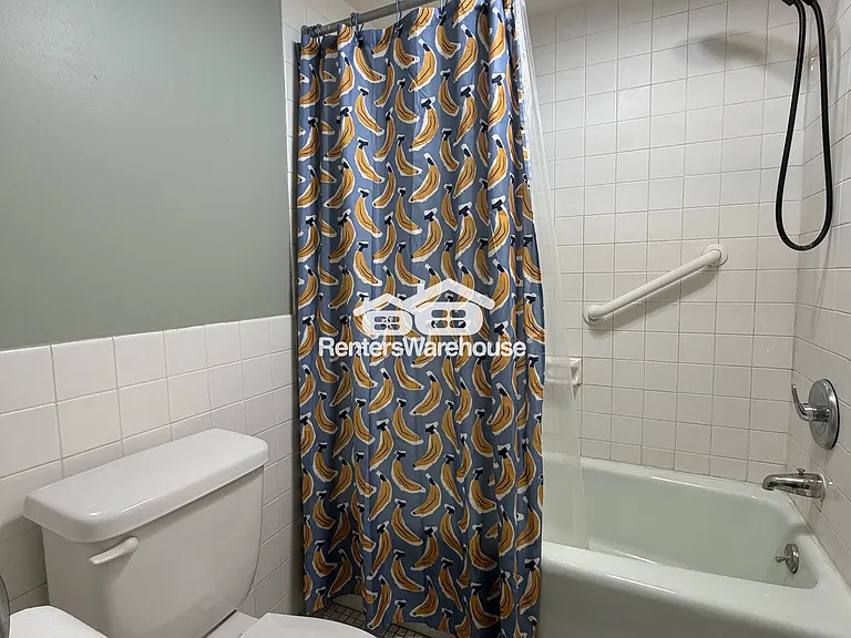 4648 Cedar Lake Rd S #1 — Photo 14
