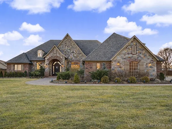 24754 E 143rd St S, Coweta, OK 74429