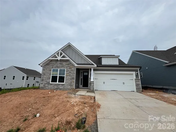8684 Acadia Pkwy, Sherrills Ford, NC 28673