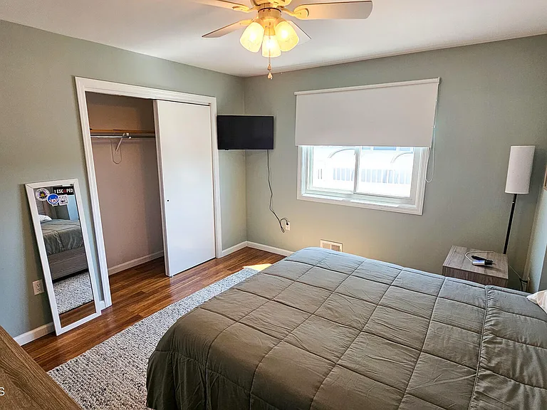 702 Newell Ave — Photo 31