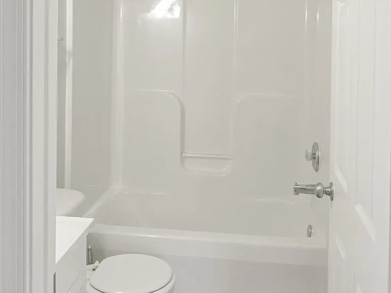 825 Yvette Dr #2 — Photo 8