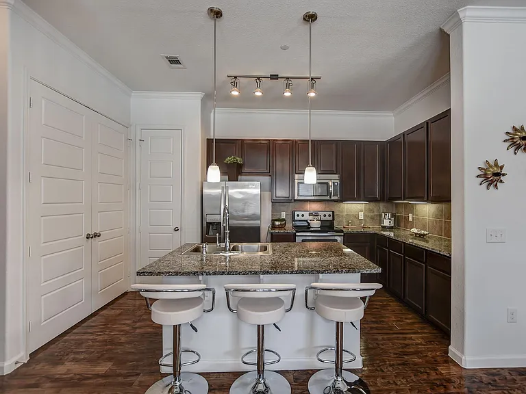 2477 FM 1488 Rd #4001 — Photo 10