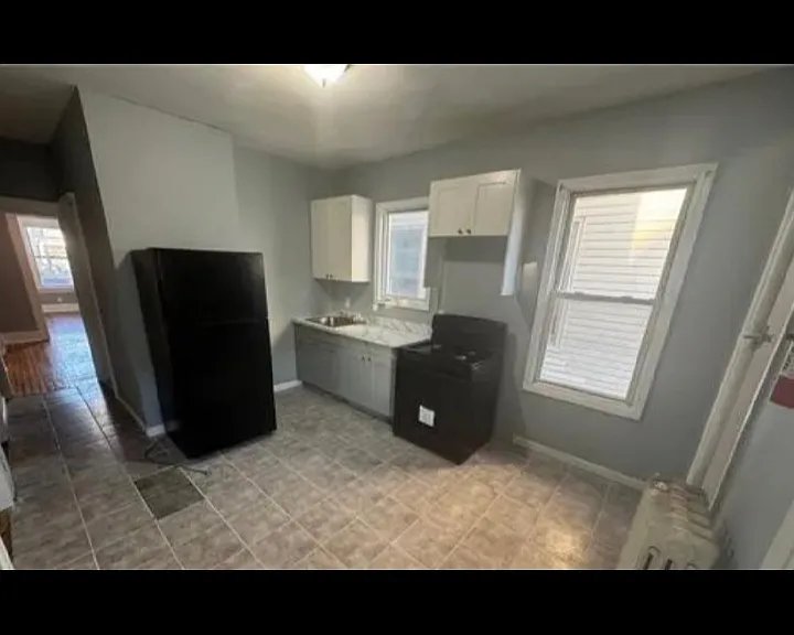 36 Dehart Pl #1A — Photo 1