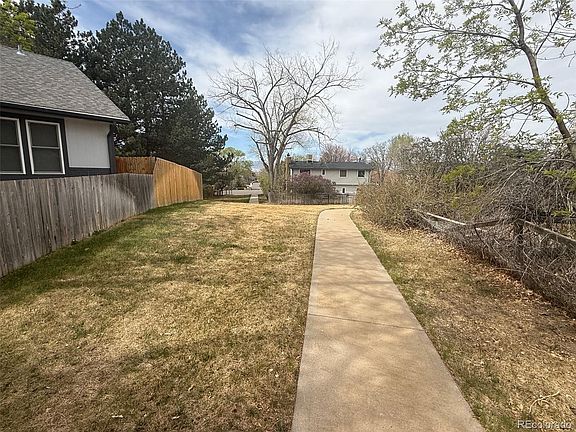 2nd image of 10881 Utica Street