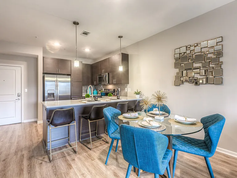 The Royale at CityPlace — Photo 44