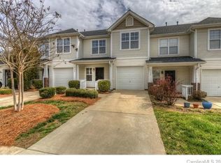 6754 Vlosi Dr, Charlotte, NC 28226
